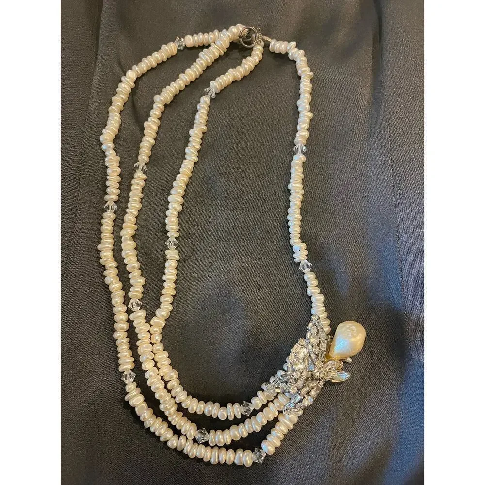 Necklace Pearl necklace vintage hand, beaded strong with crystals, vintage